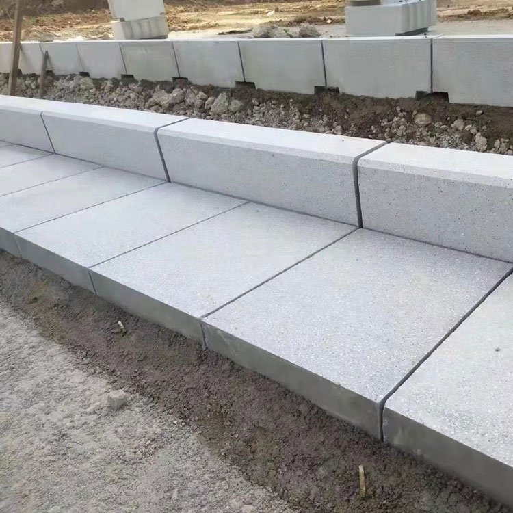 混凝土路边石 马路牙子石材 通进日发 芝麻灰水泥路沿石